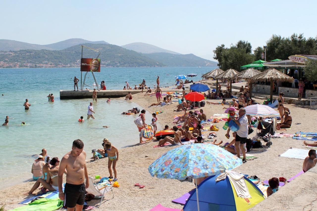 Apartments With A Parking Space Marina, Trogir - 11554 Buitenkant foto