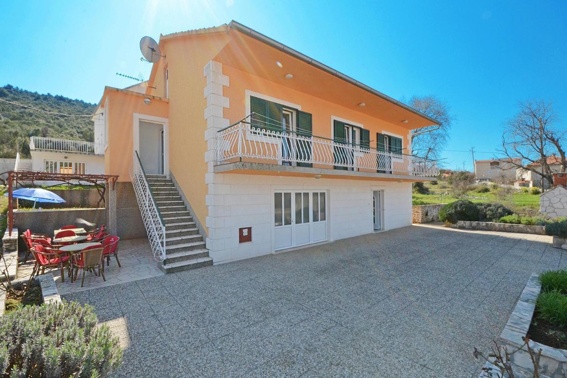 Apartments With A Parking Space Marina, Trogir - 11554 Buitenkant foto